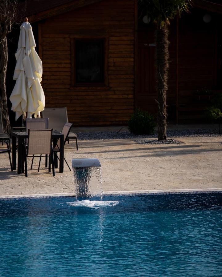 Sunny Garden Otel Ülgün Dış mekan fotoğraf