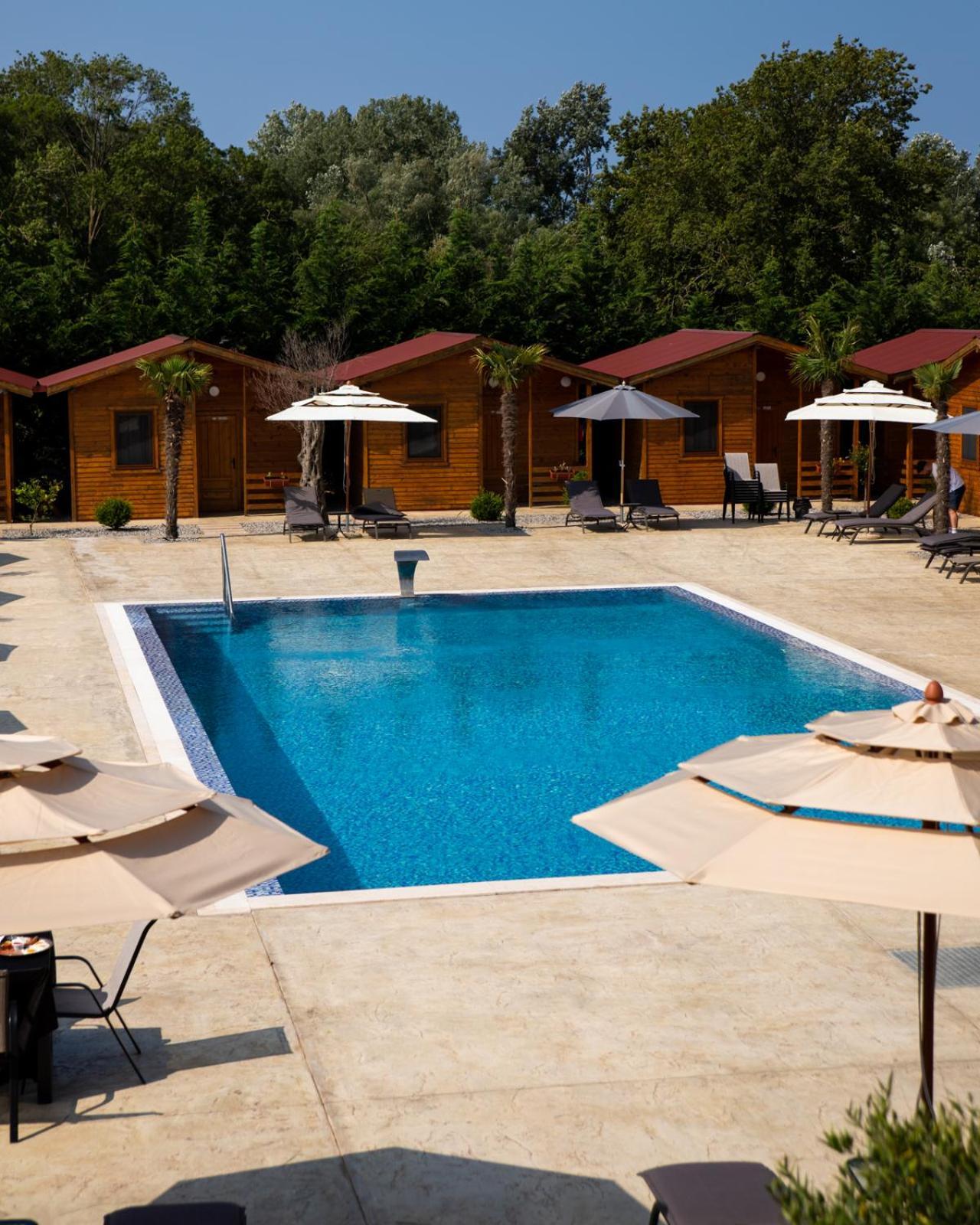 Sunny Garden Otel Ülgün Dış mekan fotoğraf