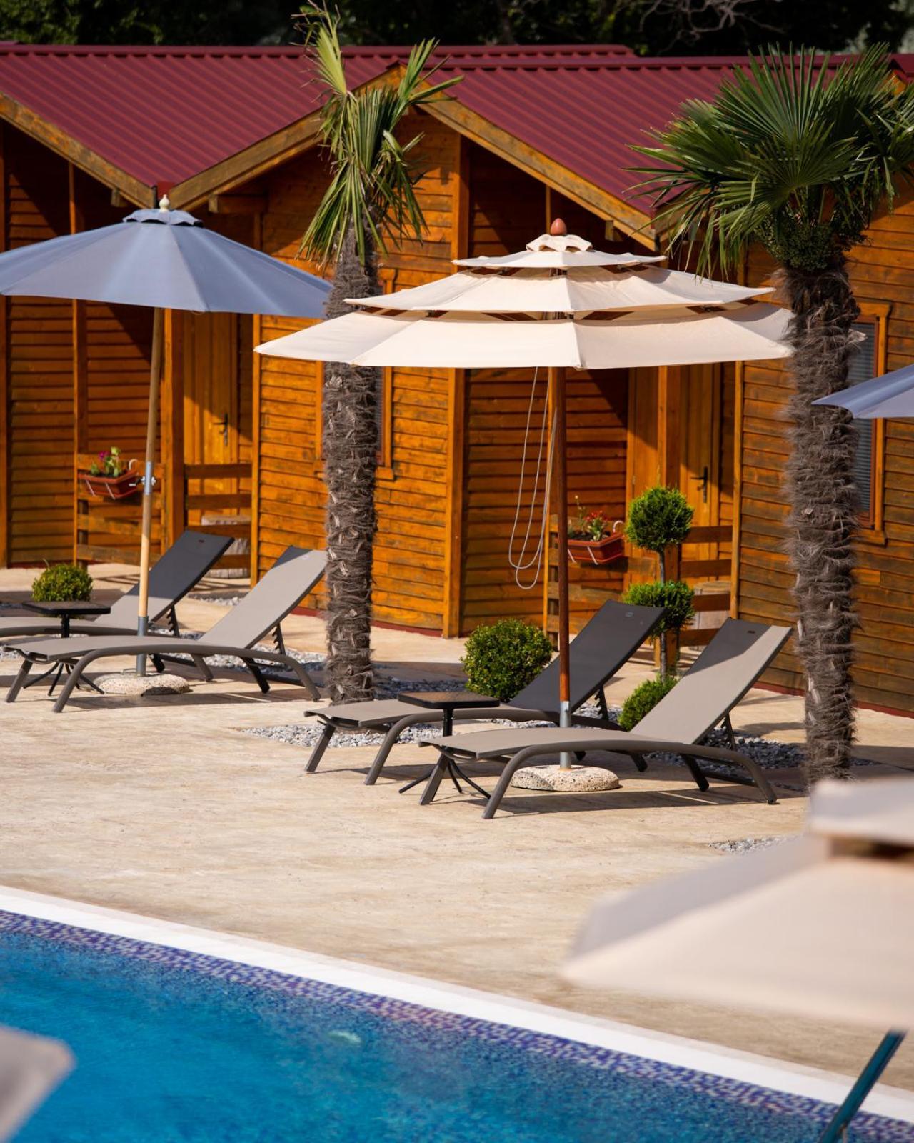 Sunny Garden Otel Ülgün Dış mekan fotoğraf